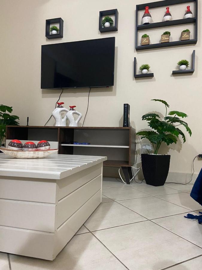 Apartamento Encantador No Guaruja, Praia Da Enseada - Apenas 600M Da Praia ! Exterior foto